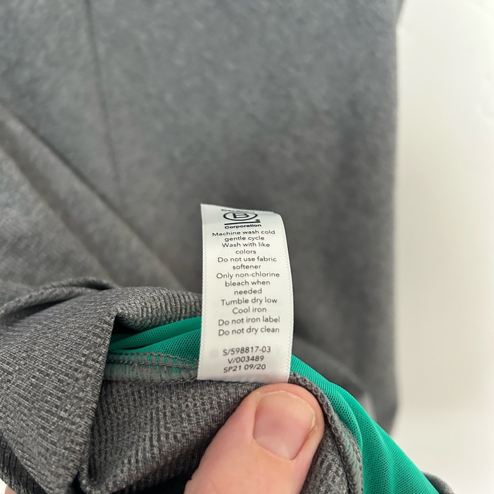 Athleta Grey Bayview tank mock neck size small - Picture 5 of 6
